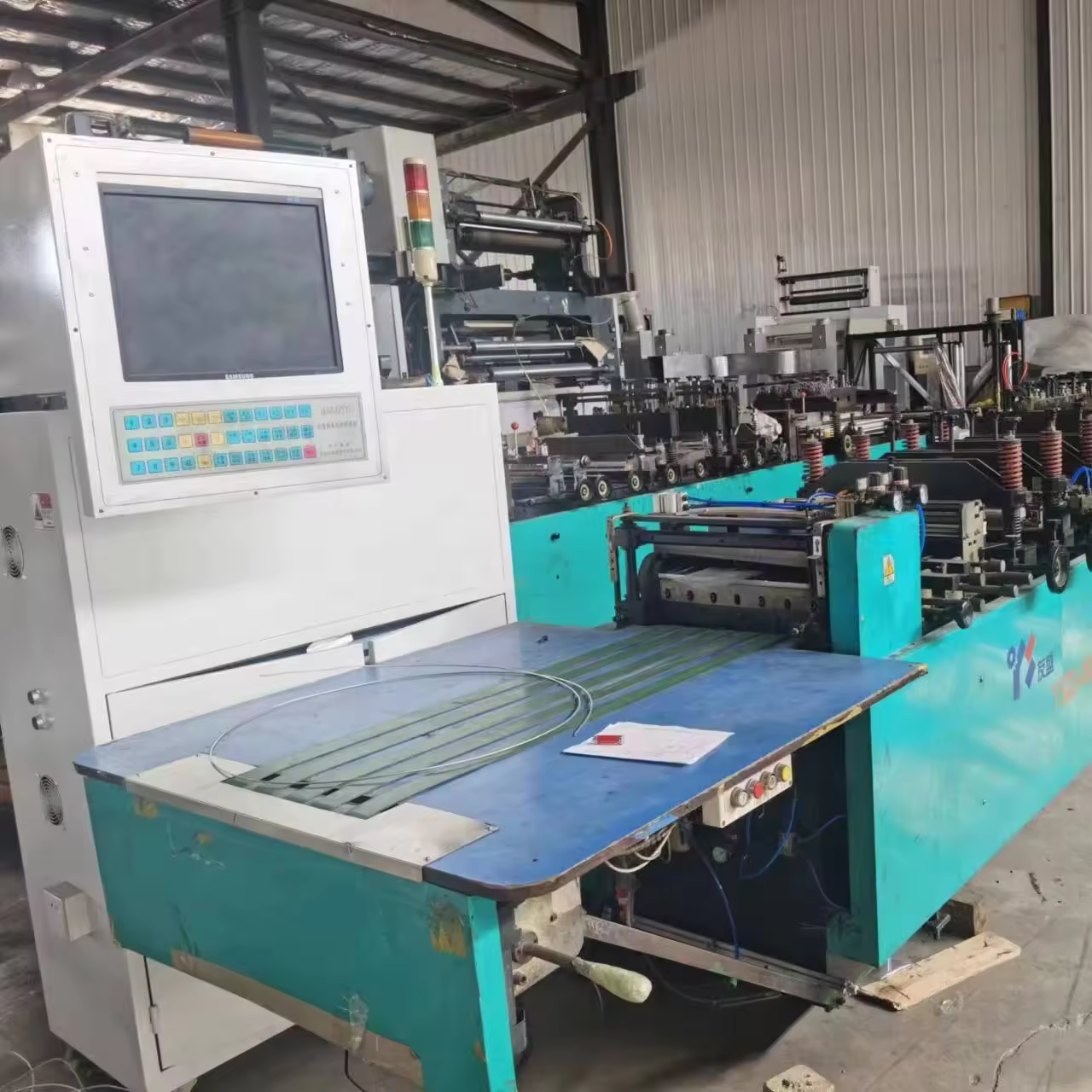 Home 85 H12638a0520ce478d8ce691432bfe6d0cl