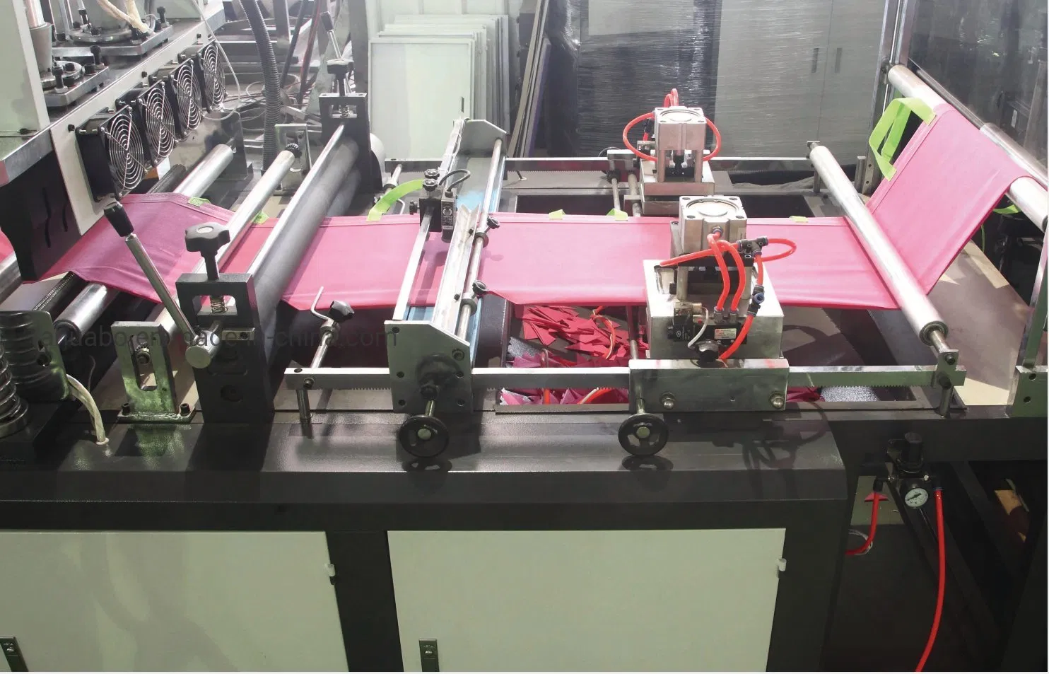 News 4 Non Woven Bags Making Machine Price in Delhi